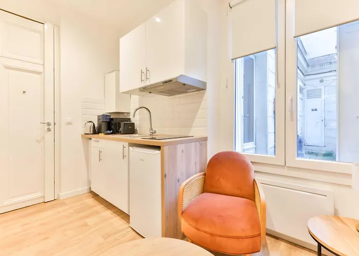 Cozy In The Heart Of The 9th Arrondissement 아파트